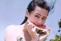 娱乐吃瓜酱的头像女生,揭秘网红头像背后的故事